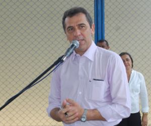 Prefeito Gilberto Júnior decreta recesso natalino