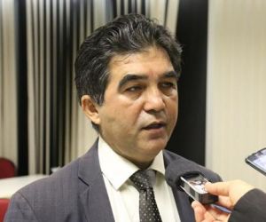 Líder do governo pede à oposição debate elevado na Assembleia Legislativa