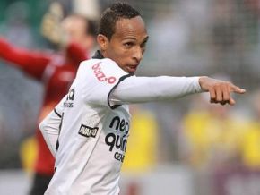 Timão derruba os 100% do São Paulo com goleada histórica no Pacaembu