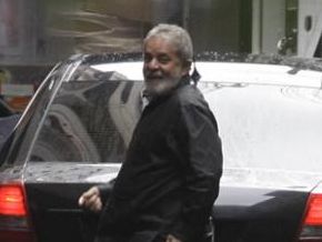 Ex-presidente começa nesta segunda tratamento contra câncer na laringe