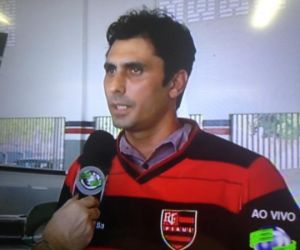 Athirson chega a Teresina e veste a camisa do Flamengo do Piauí