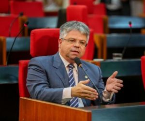 Gustavo Neiva quer que Comissão avalie a situação do Emater de Floriano