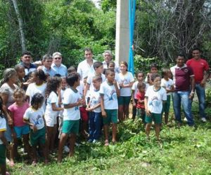 Prefeito Gilberto Júnior inaugura poço na escola da Comunidade Pilões