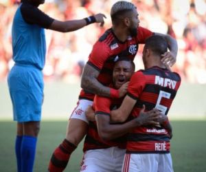 Carioca: Gabigol desencanta em goleada do Flamengo