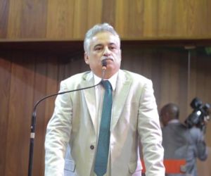 Robert Rios se diz preocupado com votação de PEC