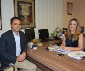 Secretária da Educação e presidente da APPM discutem pacto pela educação no Piauí