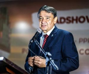 Governador pede compreensão da base por não convocar suplentes