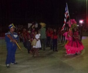 Colégio Imparcial encerrou festividades de aniversário com Gincana Cultural