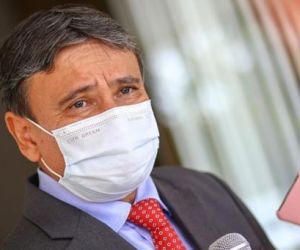 Wellington Dias rebate Bolsonaro, reclama de paralisação de auxílio e diz que fome não tira férias