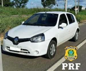 Motorista embriagado é preso ao fazer zigue-zague na BR-316