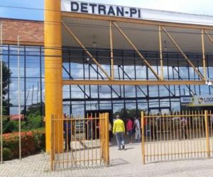 Detran-PI retorna serviços de vistoria e cartórios; sistemas do Renavan e infrações seguem fora do a
