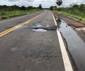 PRF alerta usuários para buracos ao longo da BR 343