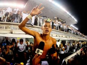 'Papai', Neymar chama jogo e brilha mais uma vez na decisão do Paulista