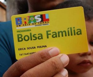 Mais de 12 mil famílias estão com o Bolsa Família bloqueado no Piauí