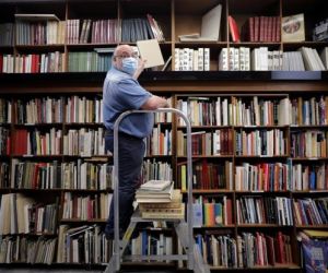 Mercado de livros fatura R$ 197,8 milhões em dezembro e número de vendas é o maior de 2020