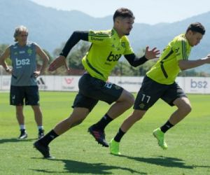 Após golear o Grêmio, o Flamengo recebe o CSA no Brasileiro