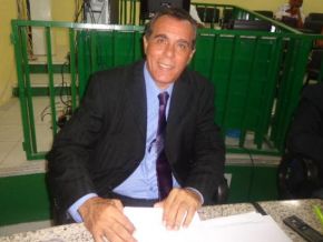 Everaldo Elvas reassume cadeira na Câmara e participa de Sessão Ordinária