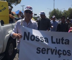 Prefeito de Floriano participa de Ato Público em Defesa dos Municípios