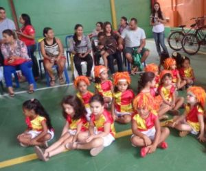EPP realiza comemoração pelo Dia do Livro Infantil e Páscoa com os alunos