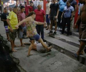 Suspeito é agredido por populares após tentativa de assalto