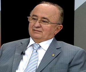 Deputado Júlio César ministra palestra sobre investimentos em Floriano