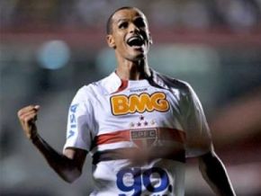Rivaldo marca na estreia e São Paulo vence Linense de virada