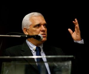 Presidente anuncia abertura de inscrições para vaga no TCE nesta sexta-feira