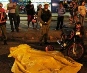 Motoqueira morre após cair e ser atropelada em avenida de Teresina