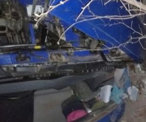 Caminhão tomba e motorista morre ao ser sacado do veículo na PI-322