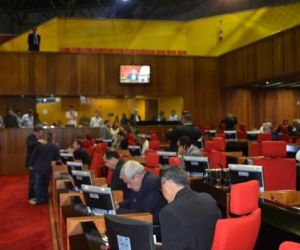 Assembleia aprova reajuste para magistério piauiense