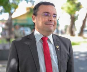 Fábio Novo rebate críticas sobre relação com o prefeito Firmino Filho