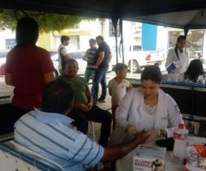 Dia do Farmacêutico é comemorado com ação social em Floriano