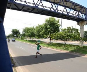 Homem morre ao ser atropelado por caminhão na BR 316
