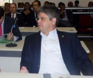 Gustavo Neiva participa de votação da LDO na Assembleia Legislativa