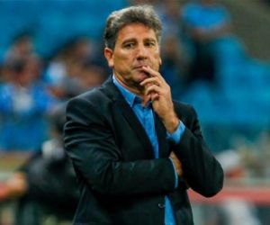 Após título, Renato diz "não" ao Flamengo e fica no Grêmio