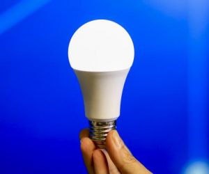 Conta de luz vai aumentar 6,78% com nova bandeira tarifária, anuncia Aneel