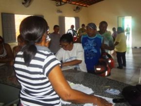 Pescadores artesanais de Floriano participam de reunião