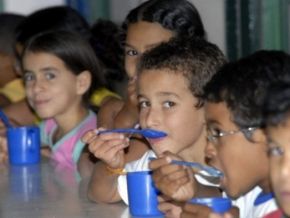 Merenda escolar saudável, secretaria de educação de Floriano fecha acordo com agricultores