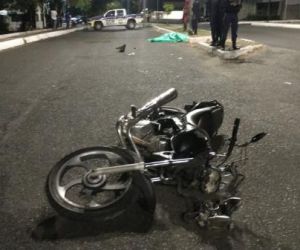 Motociclista morre após bater em poste de iluminação na Avenida Maranhão