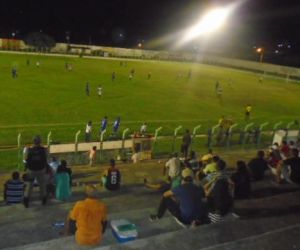 Cori-Sabbá supera dificuldades e vence de virada equipe do Parnahyba
