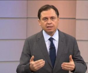 Centrão prepara fusão de partidos para apoiar governo; acordo prevê que Bolsonaro não se filiará