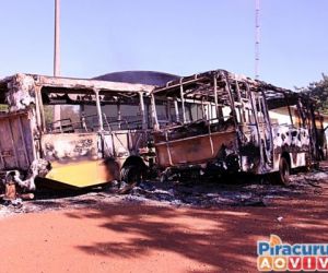 Greco cumpre mandados e apreende suspeito de atear fogo em ônibus