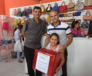 Realizado 2º sorteio da Campanha de Natal das Lojas Kyara