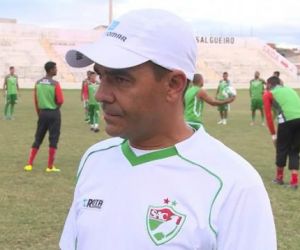 "Temos nossos problemas", diz técnico do Salgueiro sobre a crise do River-PI