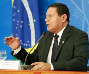 Mourão critica seleção e manda recado a Tite: Cuiabá está precisando de técnico