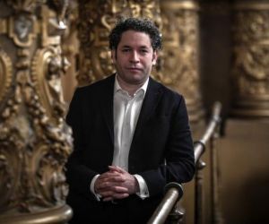 Venezuelano Gustavo Dudamel é o novo diretor musical da Ópera de Paris
