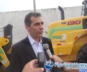 Prefeito visita estradas rurais para identificar pontos críticos e determinar prioridades