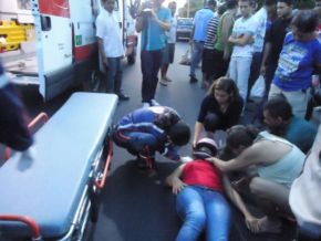 Motociclista colide com ciclista na Av. Calisto Lobo em Floriano
