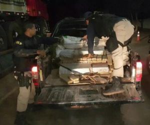 PRF flagra 254 kg de droga em carroceria de carro no Sul do Piauí; 2º maior apreensão do ano