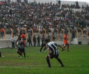 Cori-Sabbá e Timon se enfrentam nesta segunda no Lindolfo Monteiro